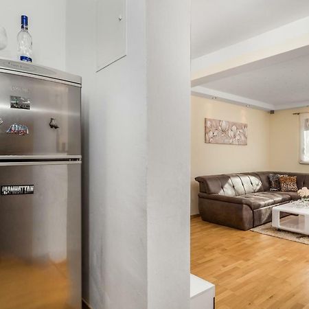 Apartman Javor Apartment โอโทชาส ภายนอก รูปภาพ