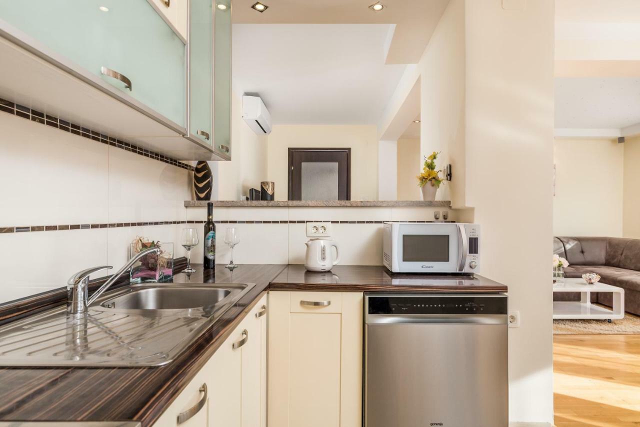 Apartman Javor Apartment โอโทชาส ภายนอก รูปภาพ